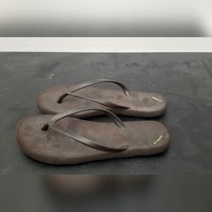 Flip flops